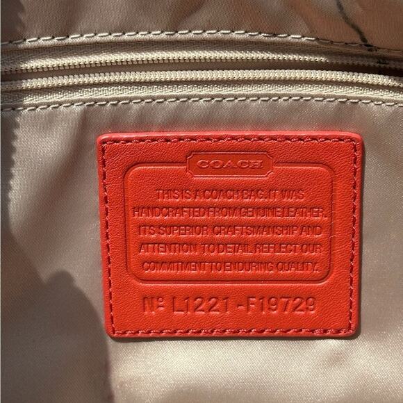 Coach Park Orange Leather Shoulder Bag - Picture 6 of 13